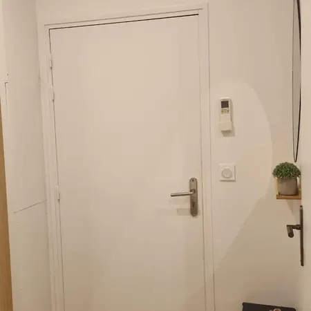 Droite Calme Proche Gare Climatisation Apartament *