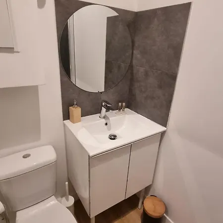 Droite Calme Proche Gare Climatisation Μπορντό